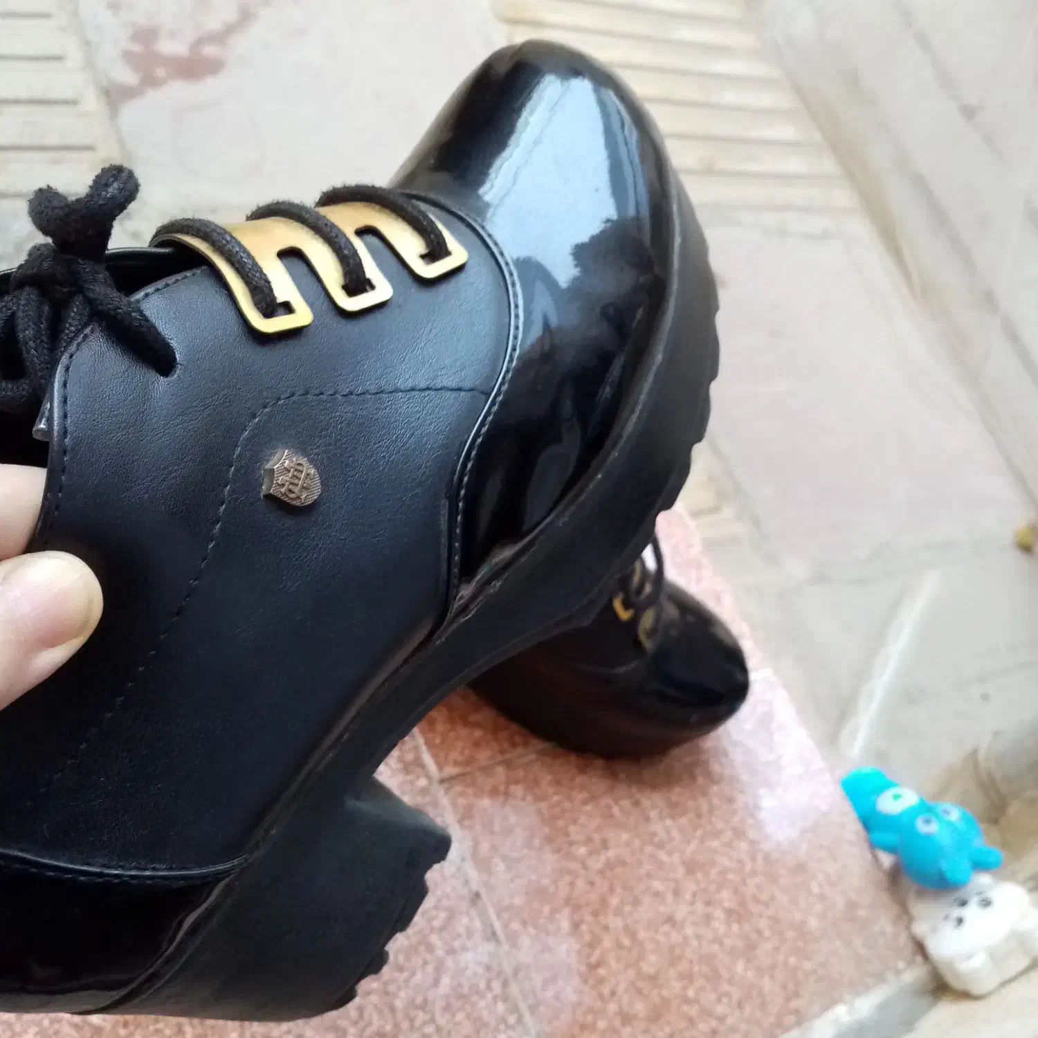 کفش سایز39|کیف، کفش، کمربند|قم, تعویض پلاک|دیوار