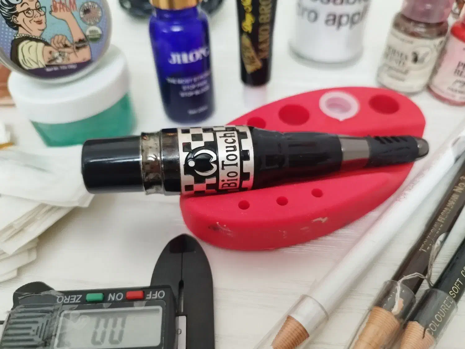 فروش وسایل شیدینگ لب و ابرو|آرایشگاه و سالن‌های زیبایی|شیراز, ابیوردی|دیوار