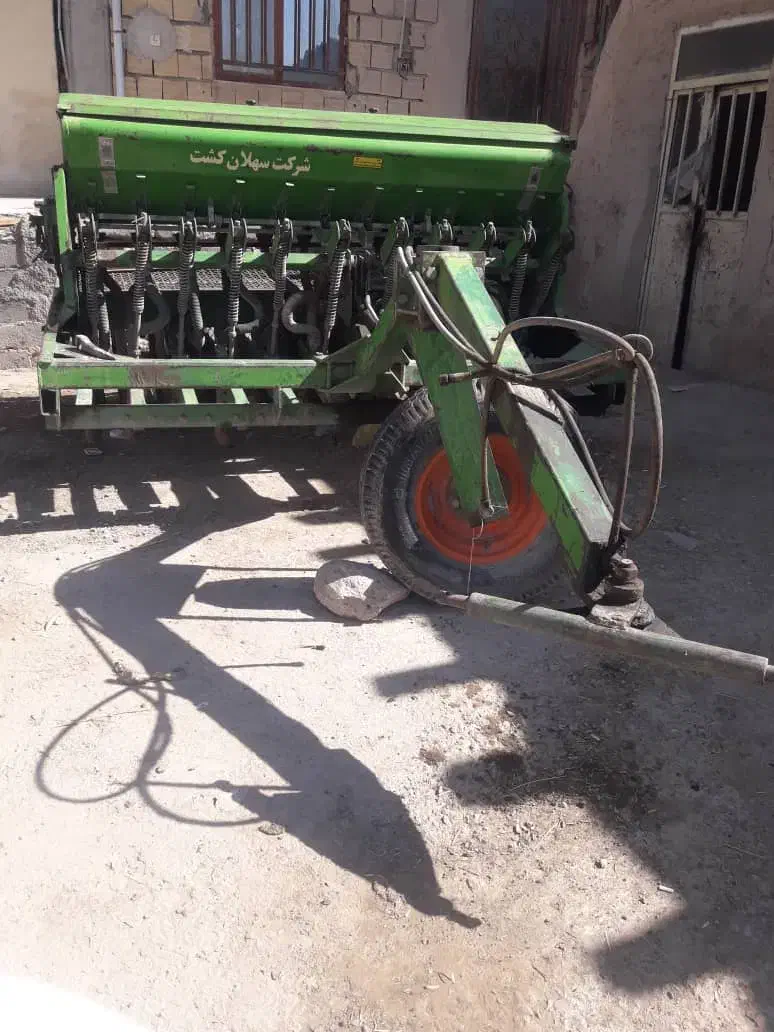 دستگاه کاشت گندم|ماشینآلات صنعتی|میانه, |دیوار