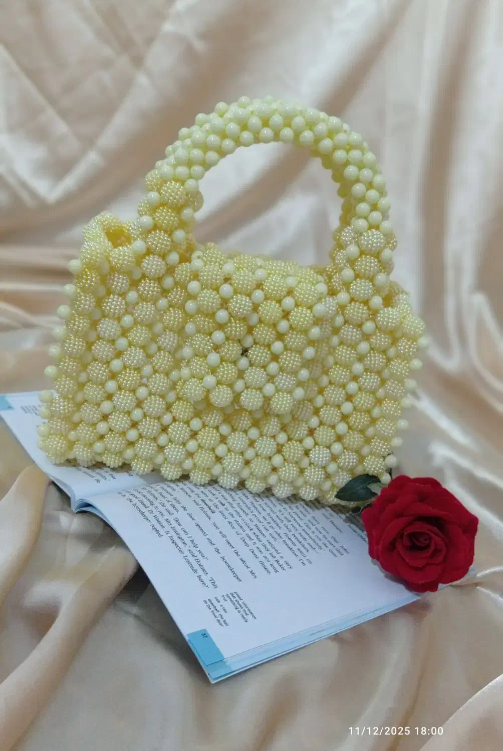 کیف دستساز مرواریدی تمشکی|کیف، کفش، کمربند|کنگاور, |دیوار