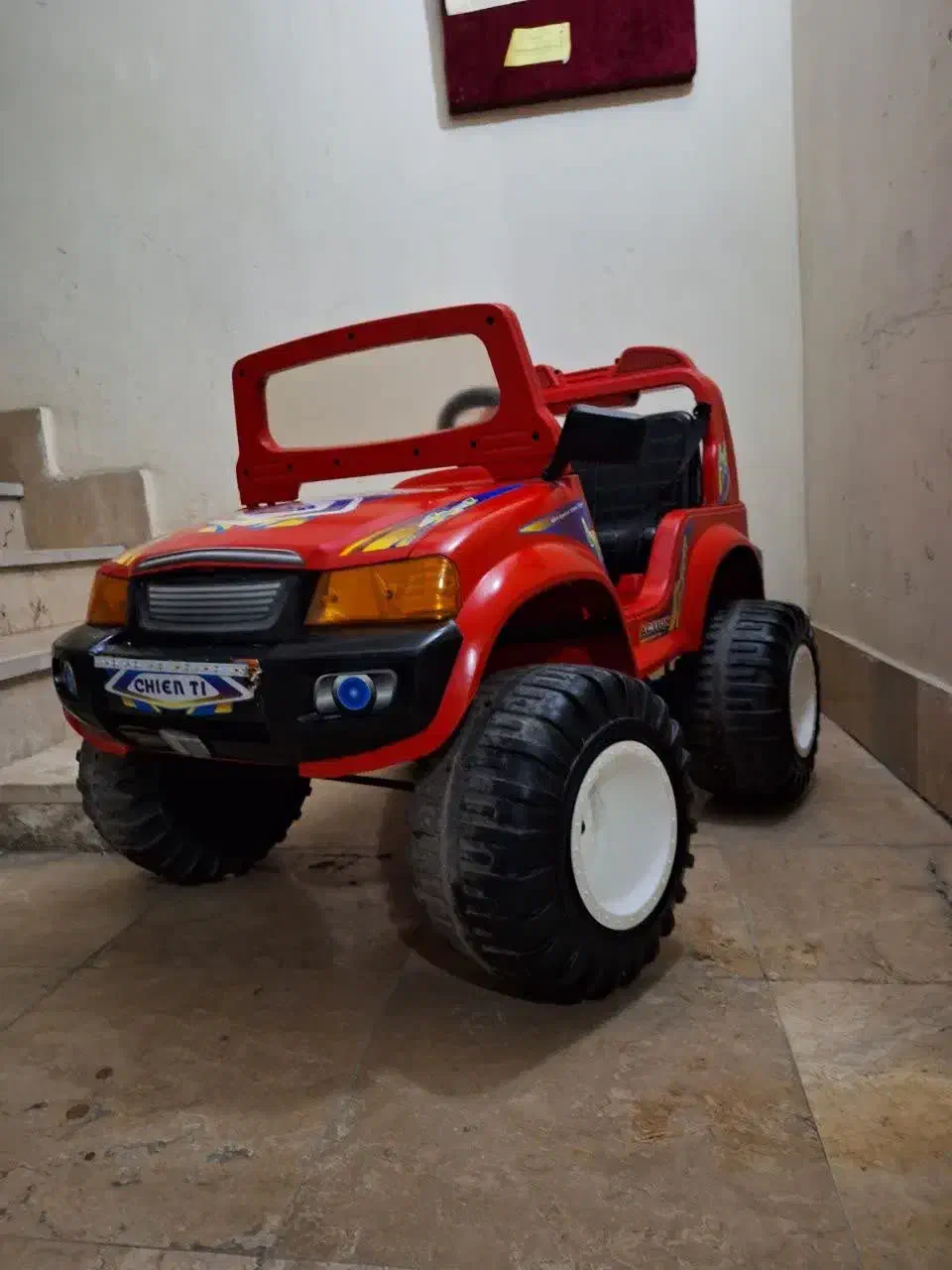 ماشین شارژی|اسباب‌بازی بچه|مشهد, شهید رضوی|دیوار