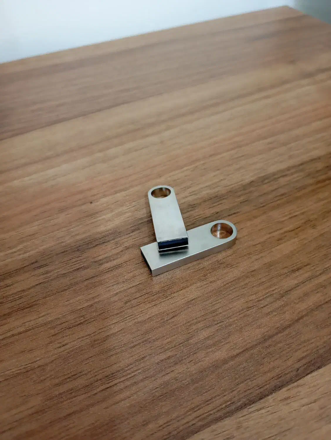 دو عدد فلش 16 گیگابایت نونو|لوازم جانبی موبایل و تبلت|سبزوار, قصبه اب یمین|دیوار