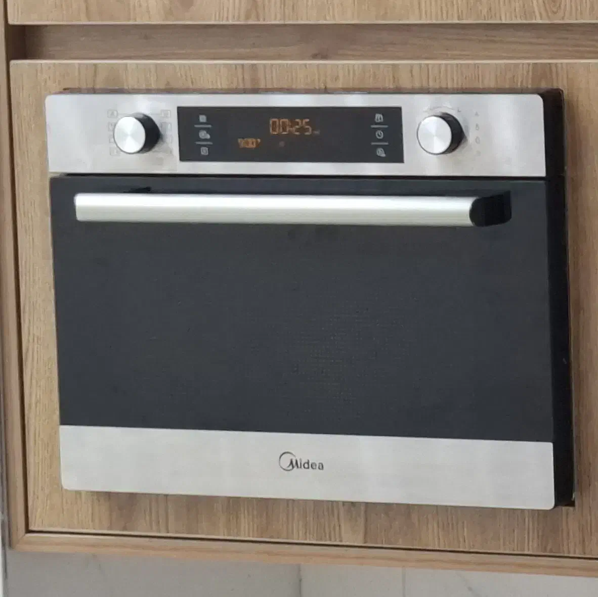 ماکروویو سولاردام صنعتی میدیا مدل ۳۶۳۰|اجاق گاز و لوازم برقی پخت‌وپز|اصفهان, ملک|دیوار