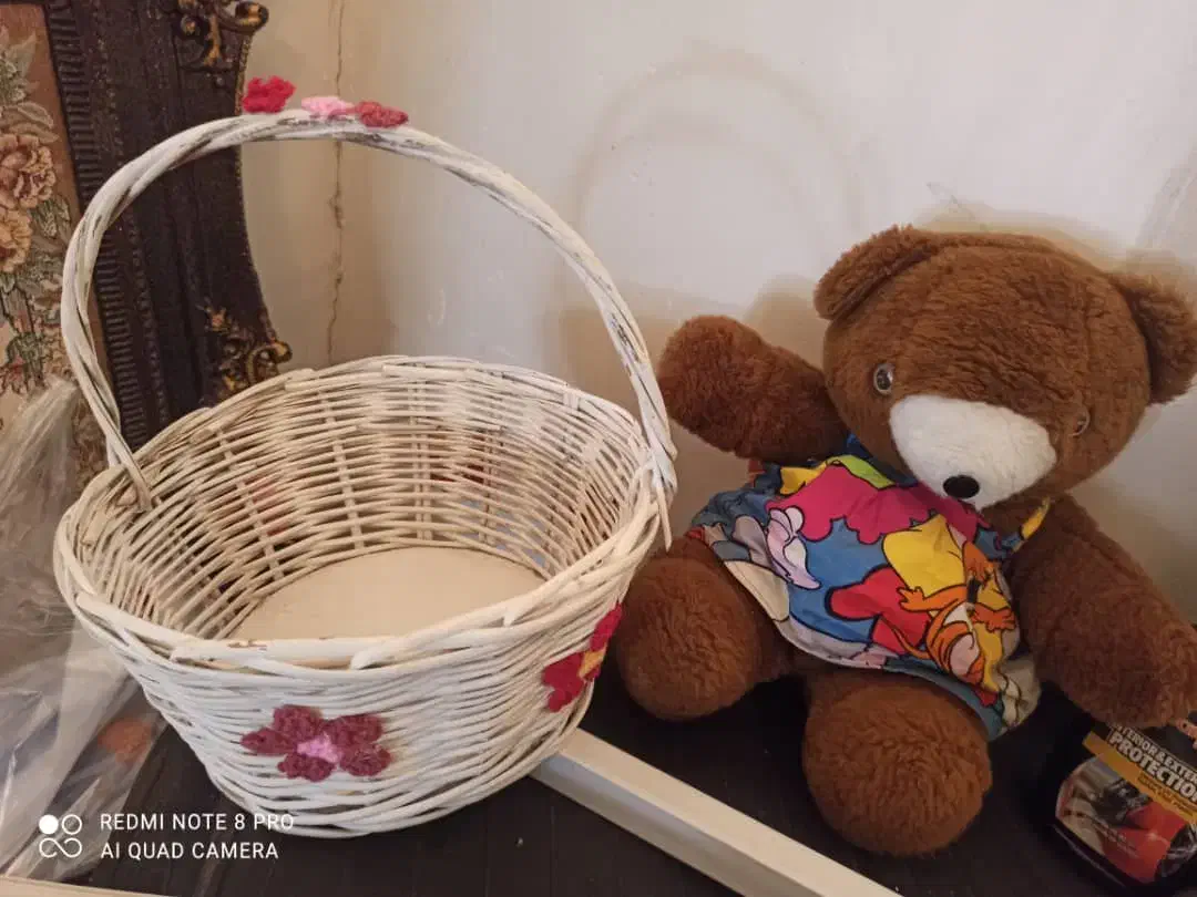 تدی به همراه سبد|اسباب‌بازی بچه|قزوین, |دیوار