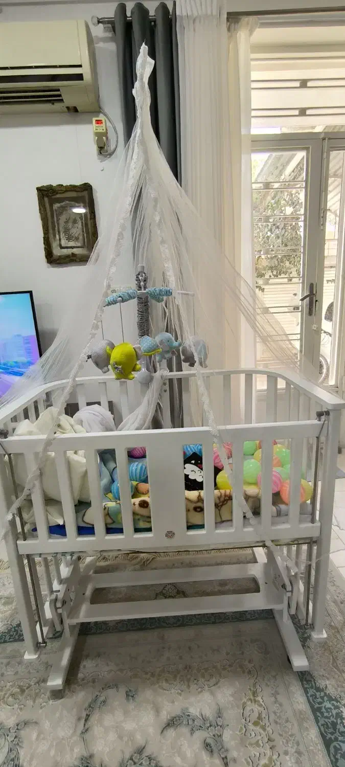 گهواره کودک|تخت و صندلی بچه|بهبهان, |دیوار