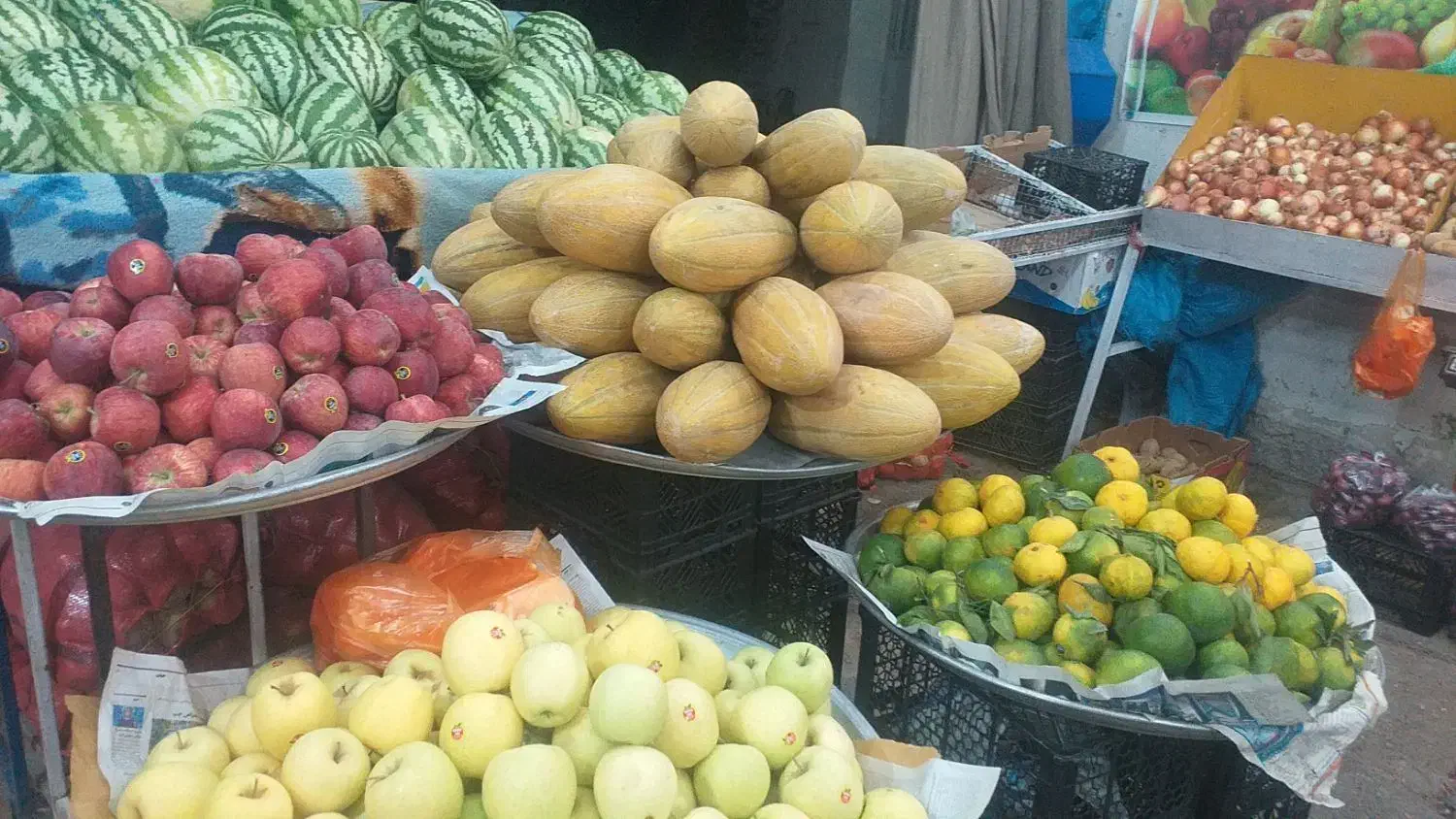 شاگرد زرنگ برای کار در مغازه میوه فروشی|استخدام بازاریابی و فروش|کازرون, |دیوار