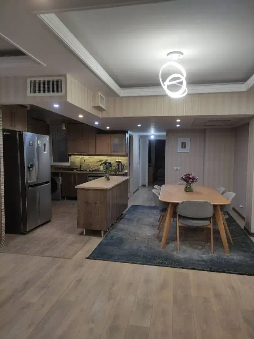 آپارتمان ۱۱۱متر دو خواب با دو پارکینگ اشک شهر