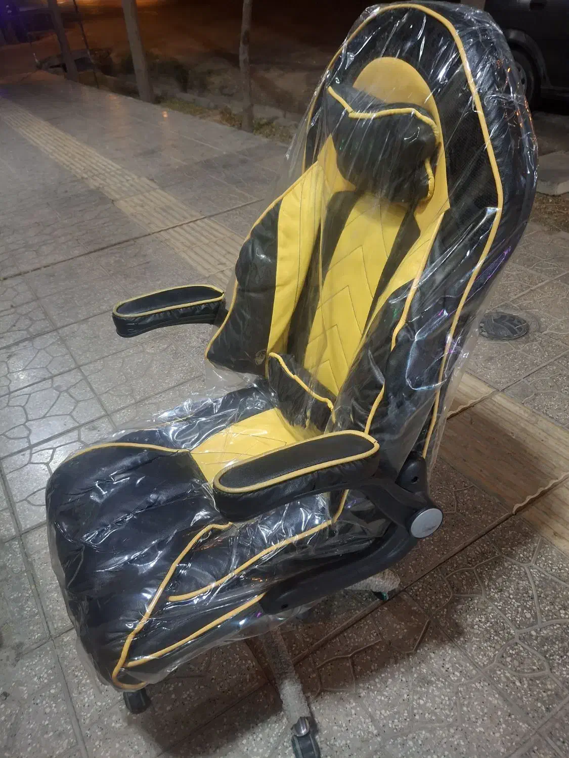 صندلی گیمینگ|میز تحریر و کامپیوتر|سمنان, |دیوار