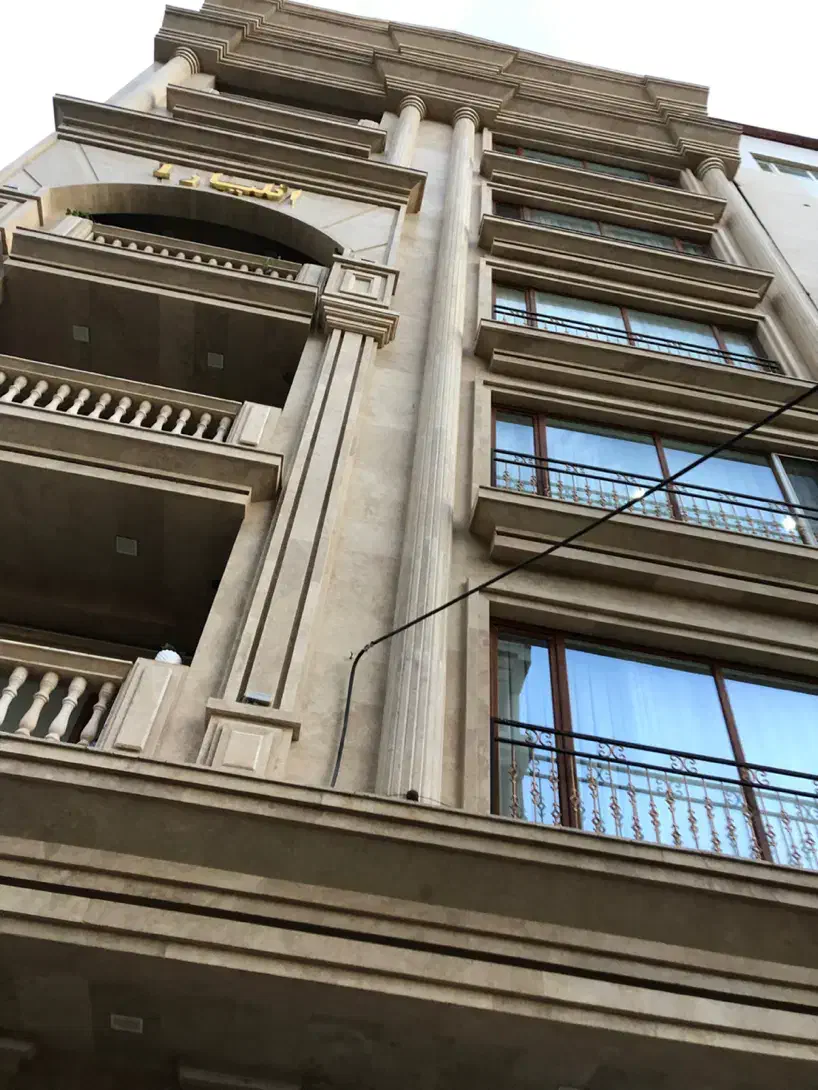 ۱۳۰ متر / کلیدنخورده / اول گلباد / اکازیون|فروش آپارتمان|ارومیه, |دیوار