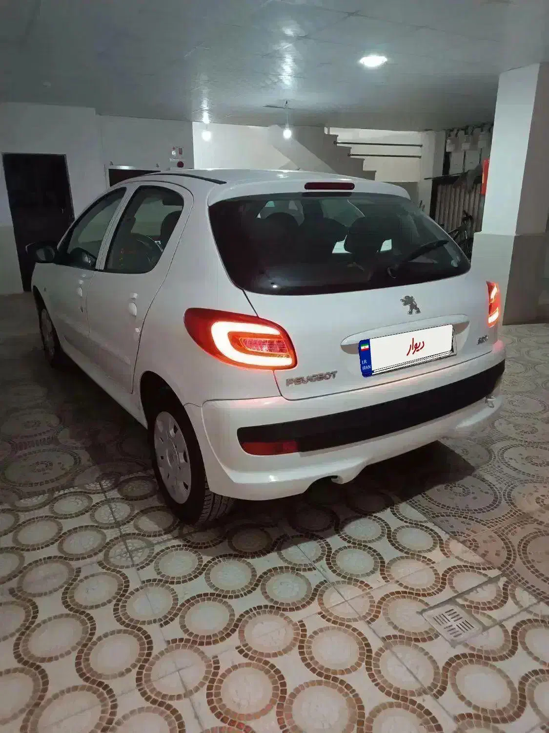 207 1403|خودرو سواری و وانت|خرم‌آباد, |دیوار