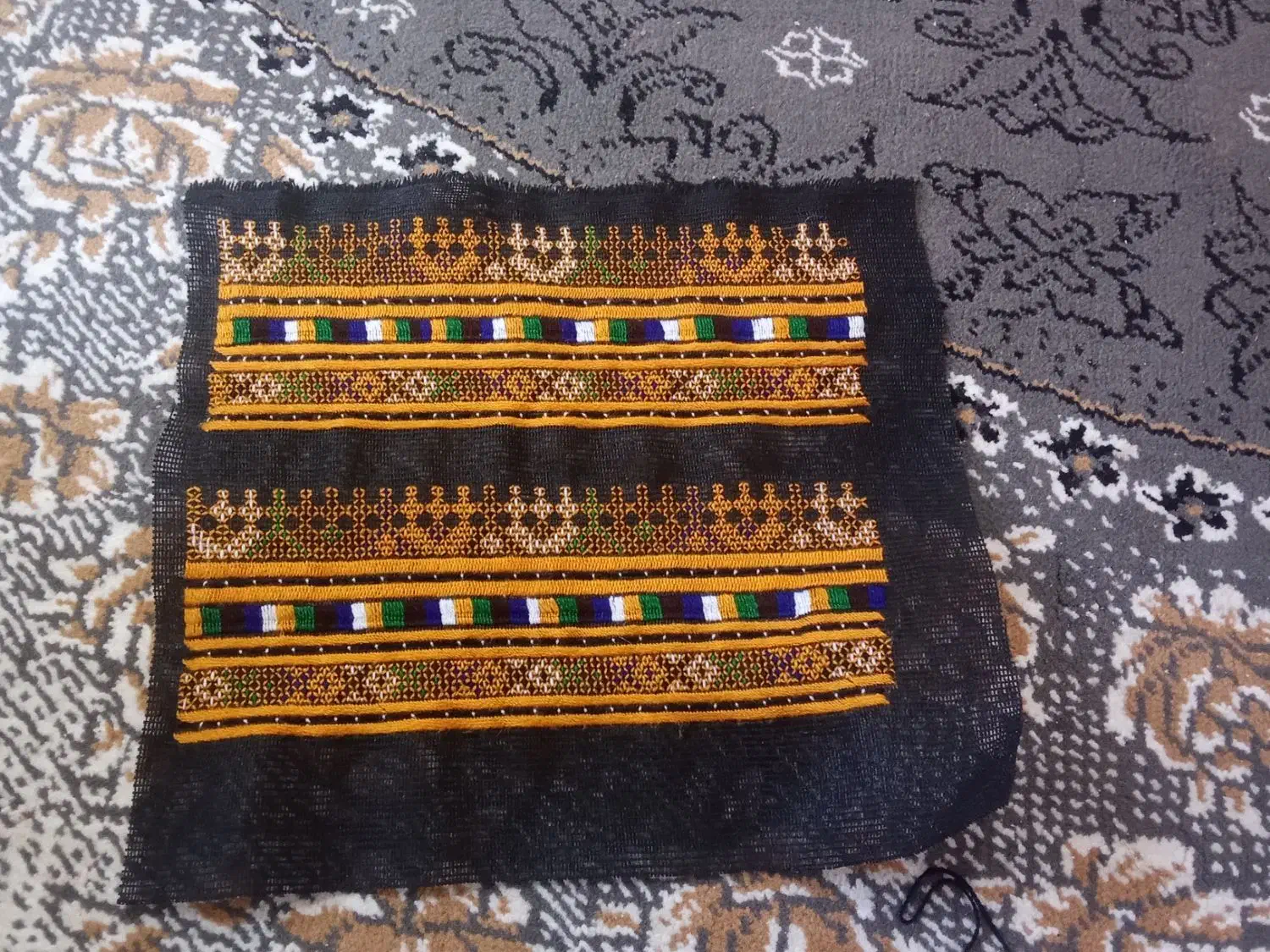 زی استین|لباس|سراوان, |دیوار