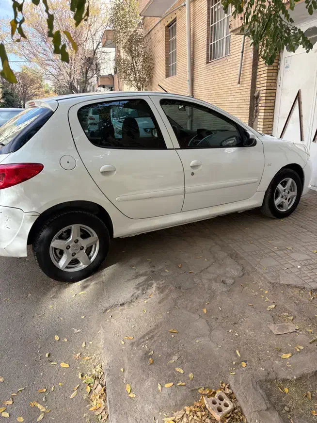 ۲۰۷ مدل ۹۷|خودرو سواری و وانت|کرمان, |دیوار