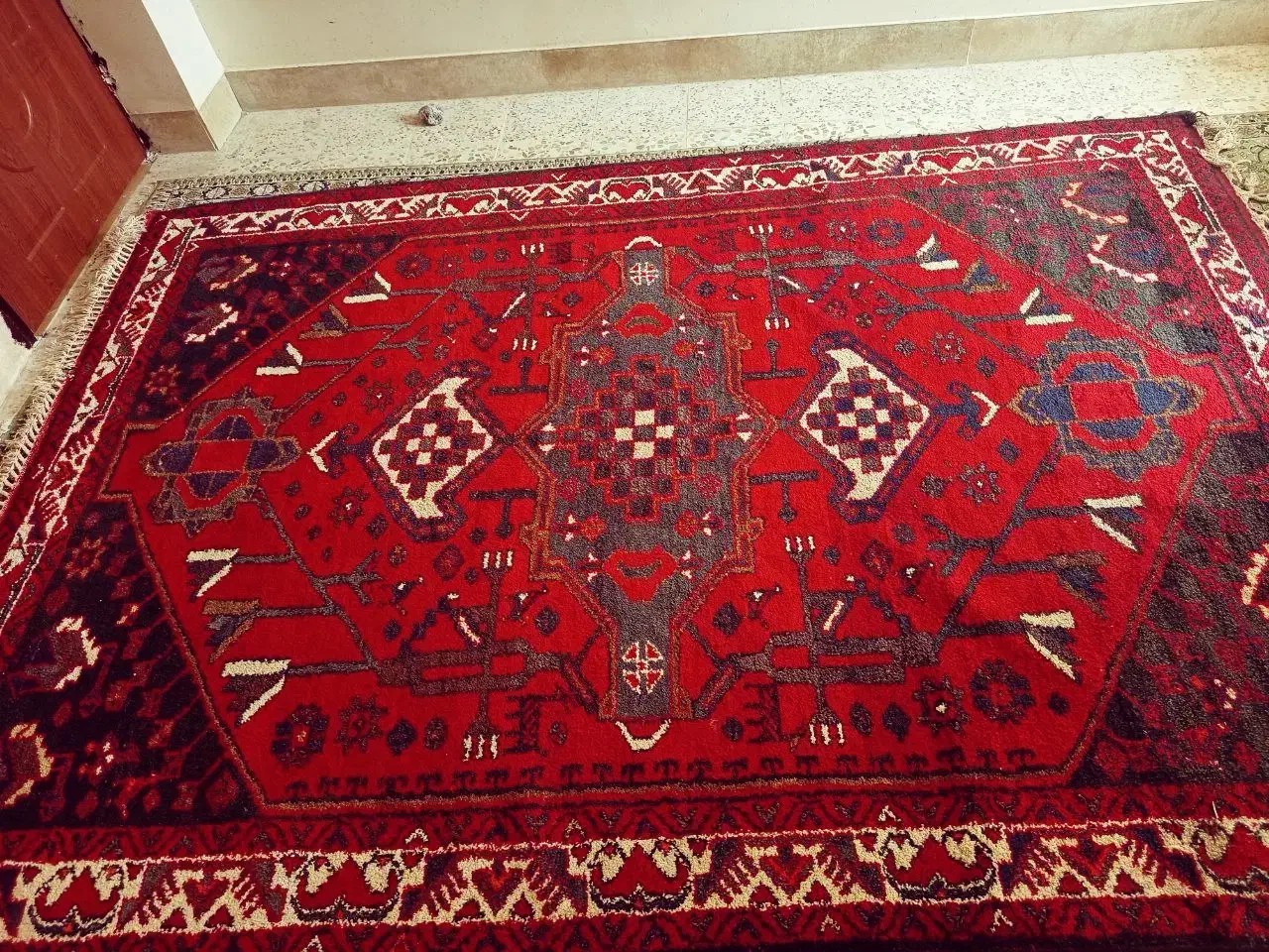 فرش قدیمی 60 ساله|فرش|اصفهان, بهارستان|دیوار