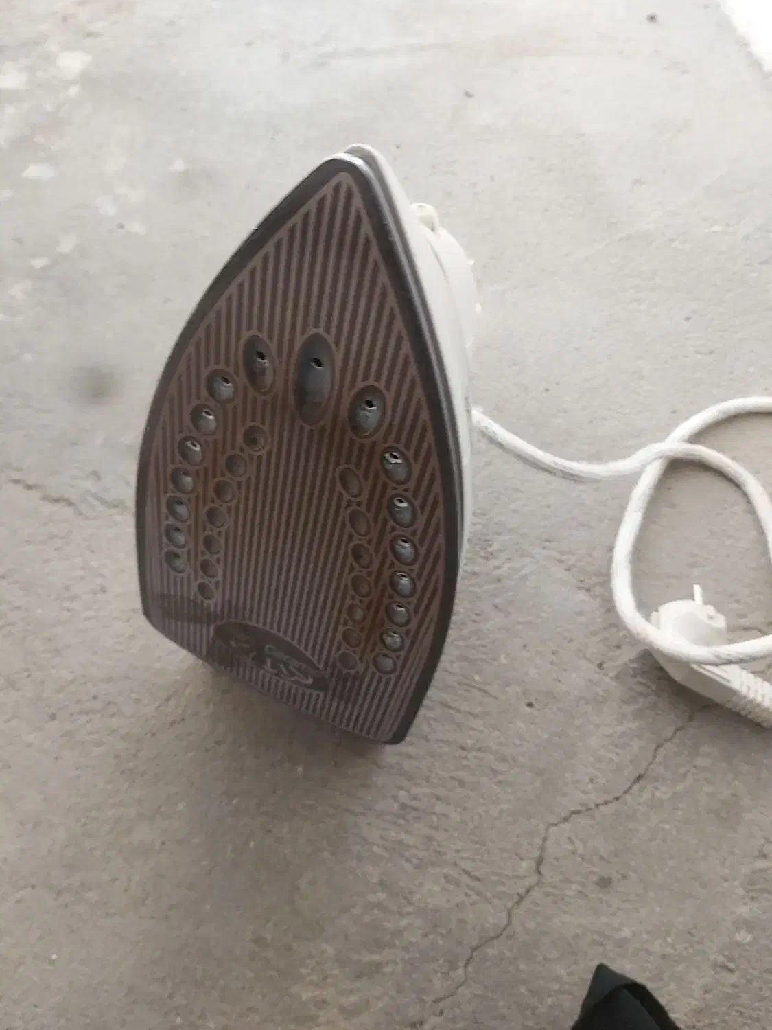 اتو|اتو و لوازم اتو|آذرشهر, |دیوار