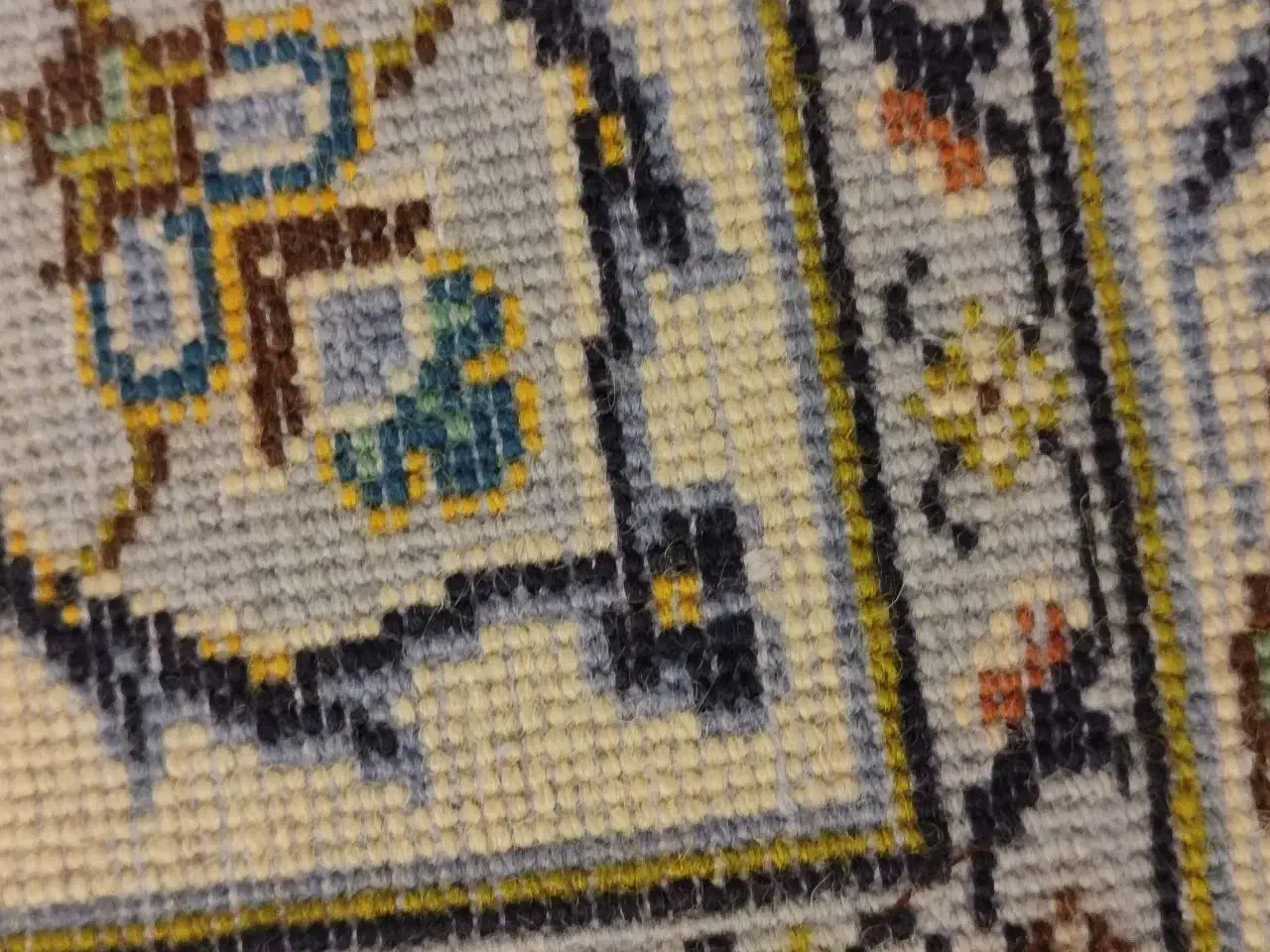 تابلو فرش قدیمی فروشی|کلکسیون اشیاء عتیقه|تهران, مجیدآباد|دیوار