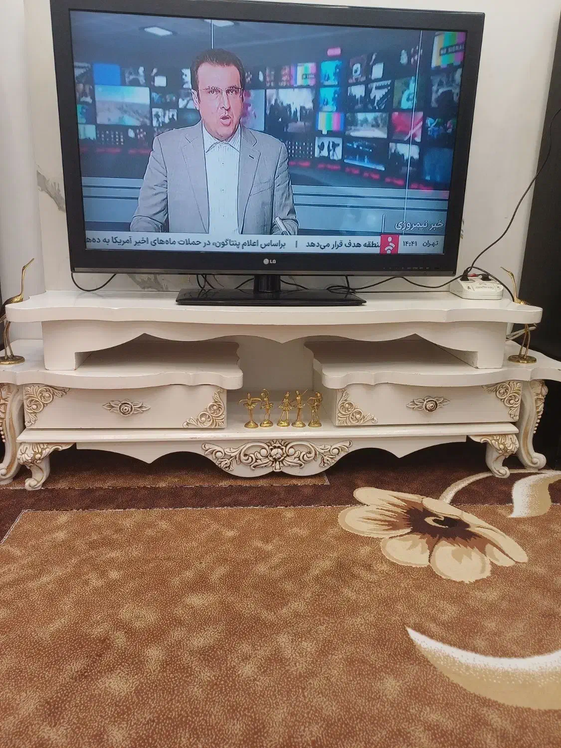 زیر تلویزیون|کلکسیون و سرگرمی|بروجرد, |دیوار