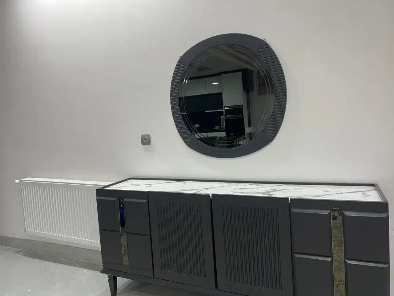 میز تی وی و اینه کنسول صد در صد نو|بوفه، ویترین، کنسول|سیرجان, |دیوار