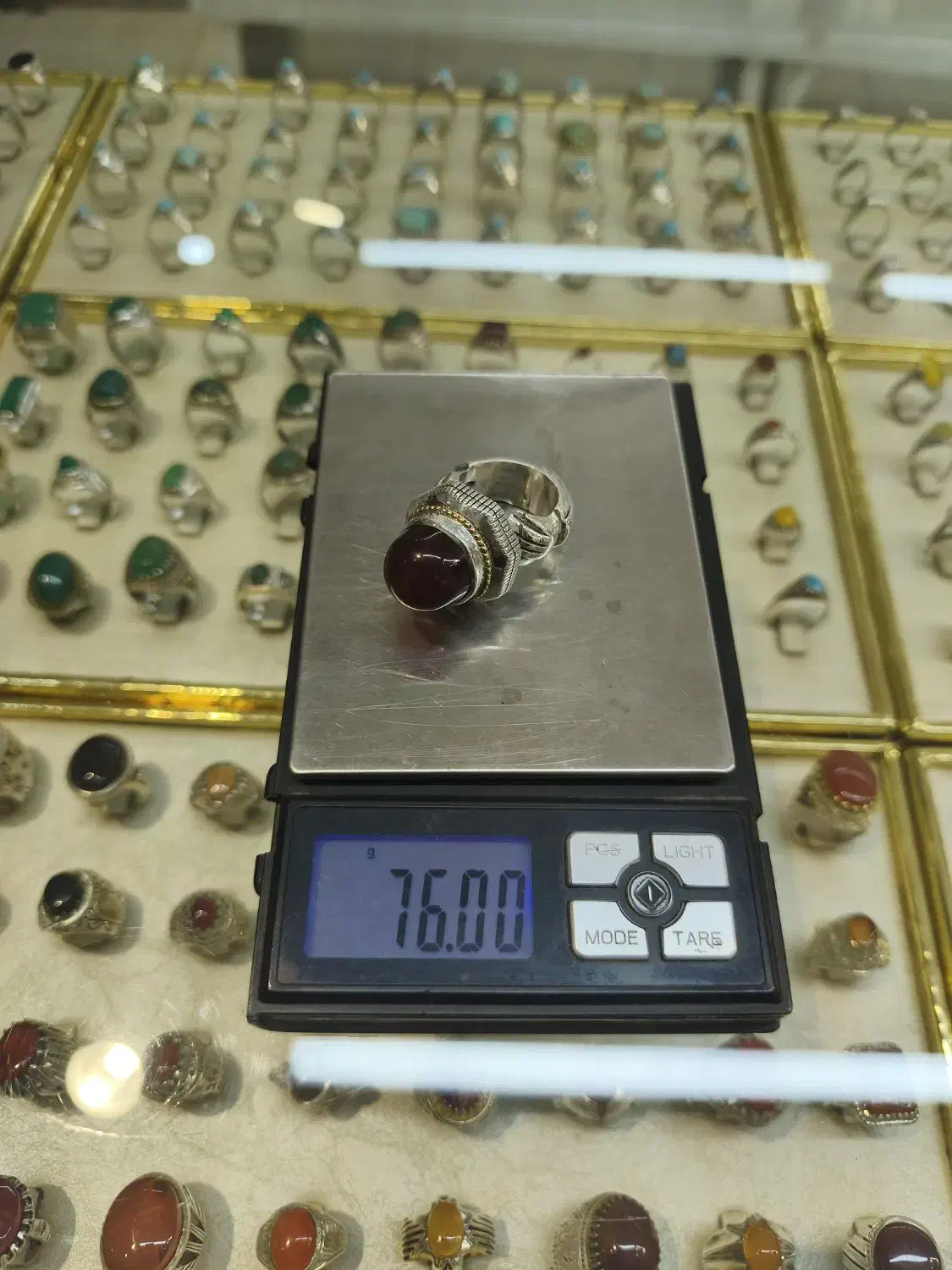 انگشتر نقره کلکسیونی|کلکسیون اشیاء عتیقه|یزد, |دیوار