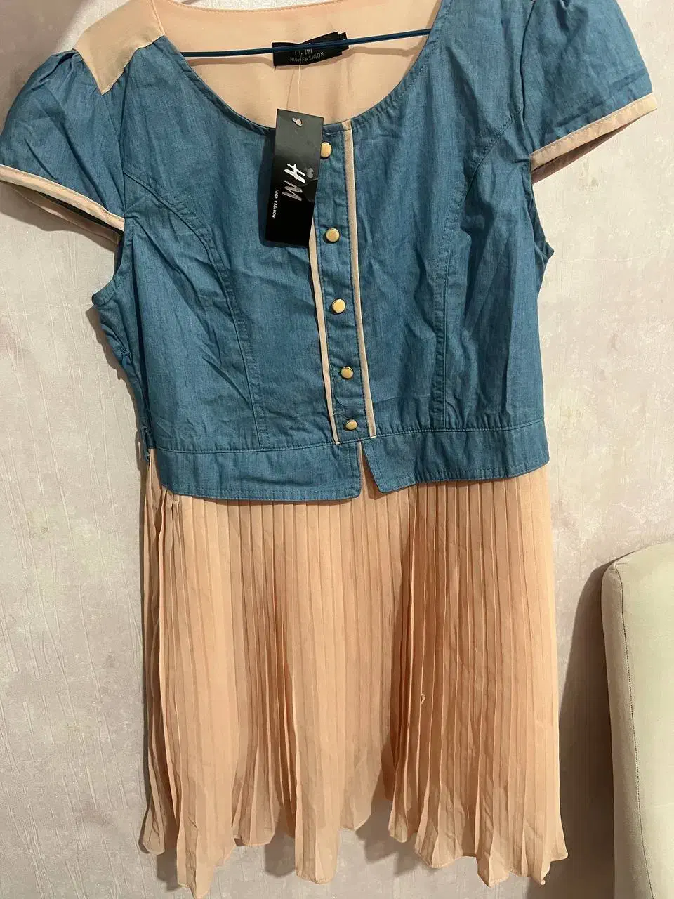 لباس زنانه|لباس|الیگودرز, |دیوار