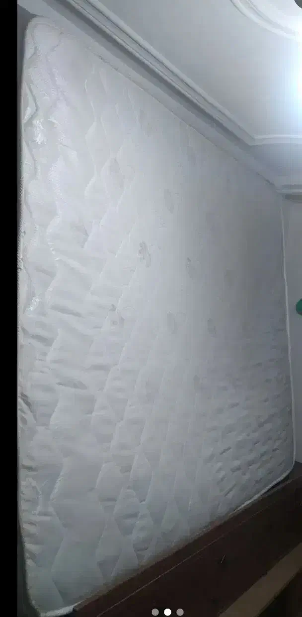 تخت ام دی اف نو با تشک سالم تمیز|تخت و سرویس خواب|لاهیجان, گلستان|دیوار