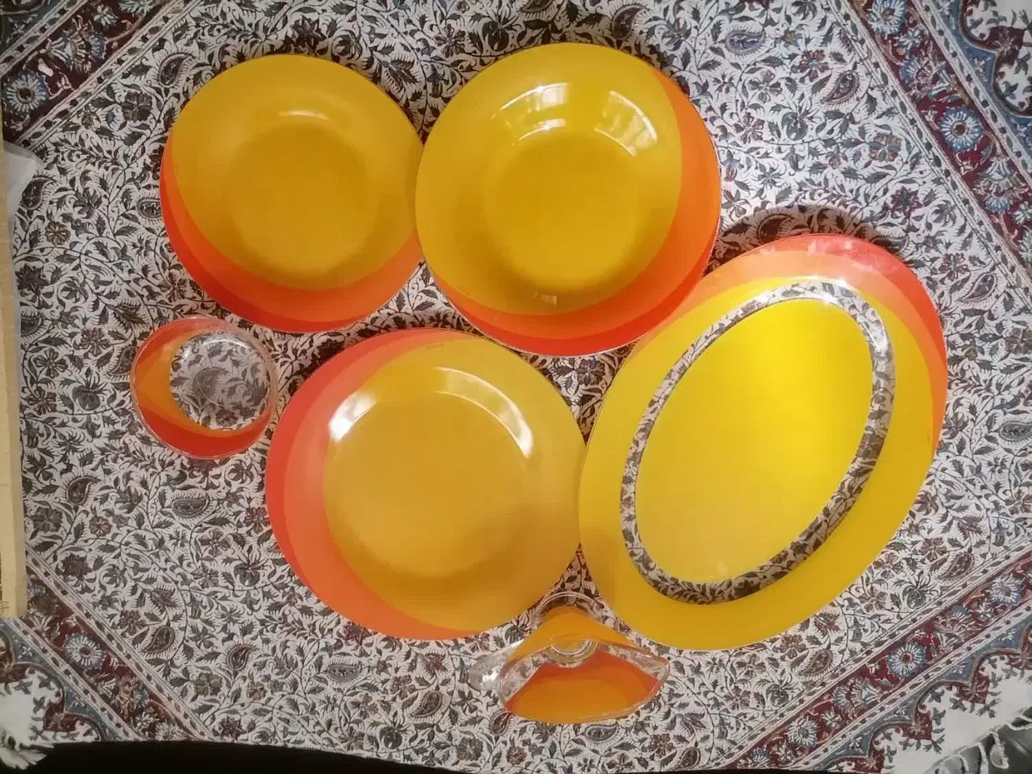 سرویس ۶نفره غذا خوری|ظروف سرو و پذیرایی|ری, منصوریه منگل|دیوار