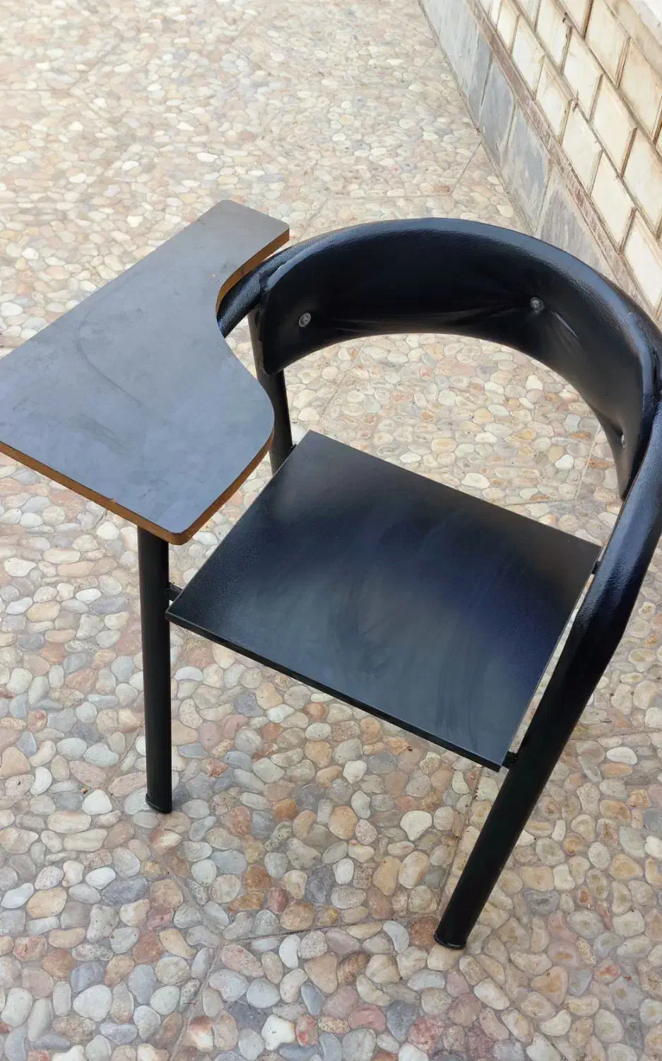 صندلی|صندلی و نیمکت|دوگنبدان, |دیوار