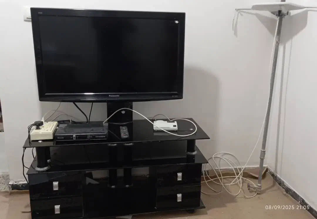 تلویزیون پاناسونیک37اینچ مدل ویرا مونتاژ مالزی|تلویزیون و پروژکتور|لنده, |دیوار