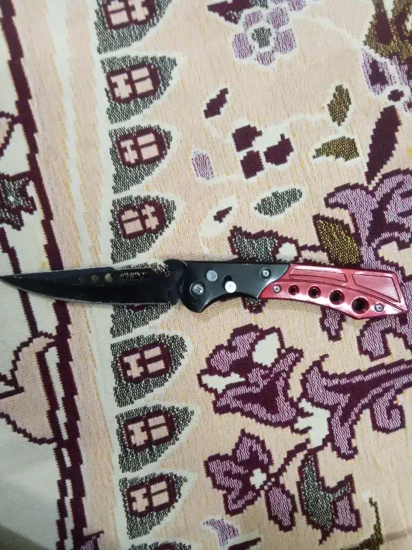 چاقو تیز|کلکسیون اشیاء عتیقه|خوی, |دیوار