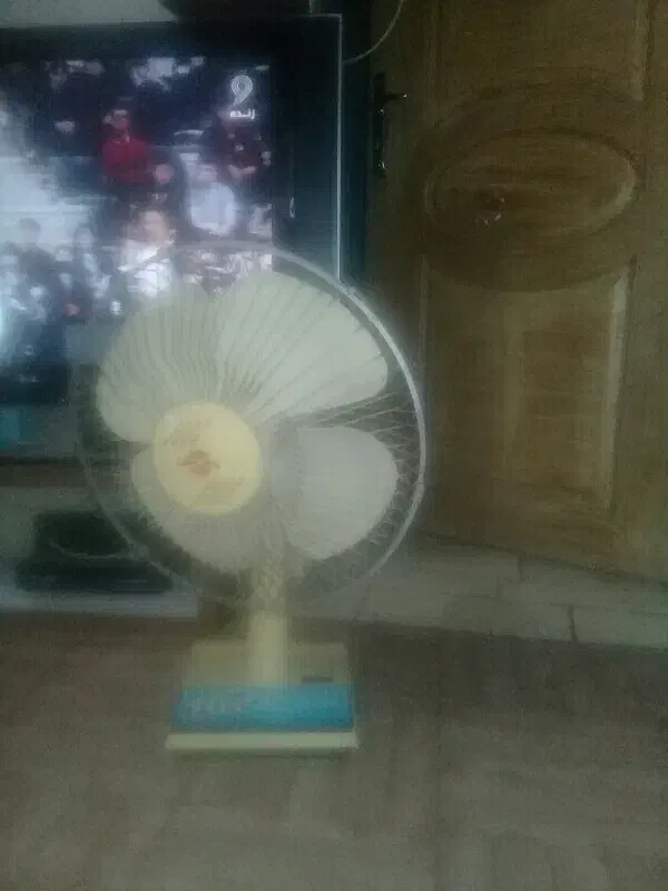 پنکه رو میزی|پنکه و تصفیهکنندهٔ هوا|اسلامشهر, مظفریه|دیوار