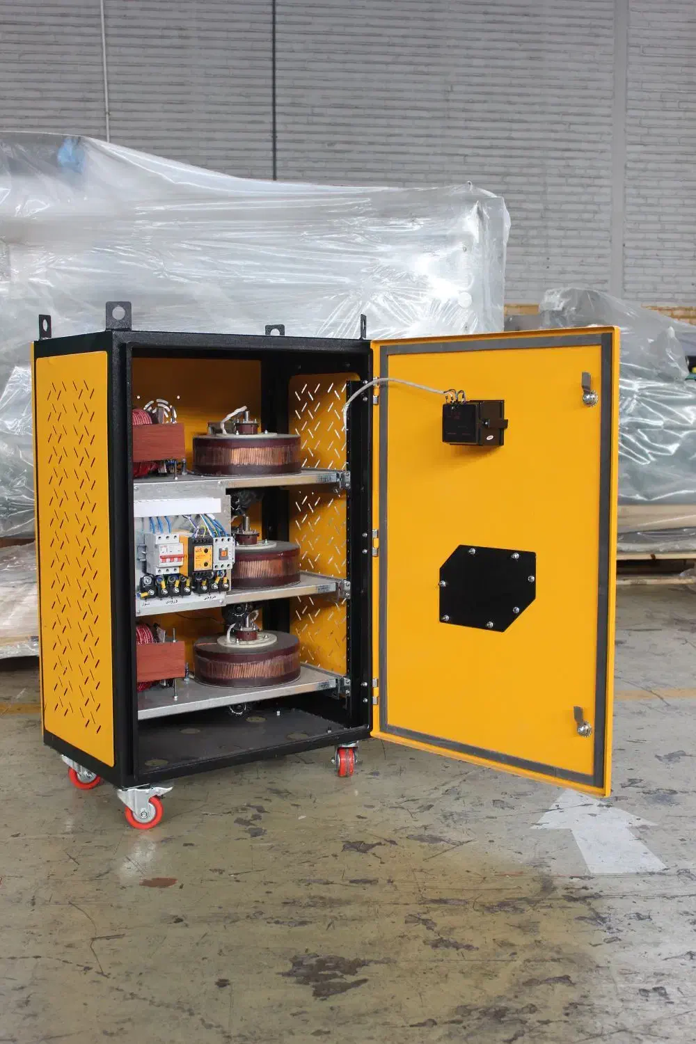 استابلایزرهای تکفاز سرووموتوری (تثبیت کننده ولتاژ)|ماشین‌آلات صنعتی|قدس, شهرک صنعتی گلگون|دیوار