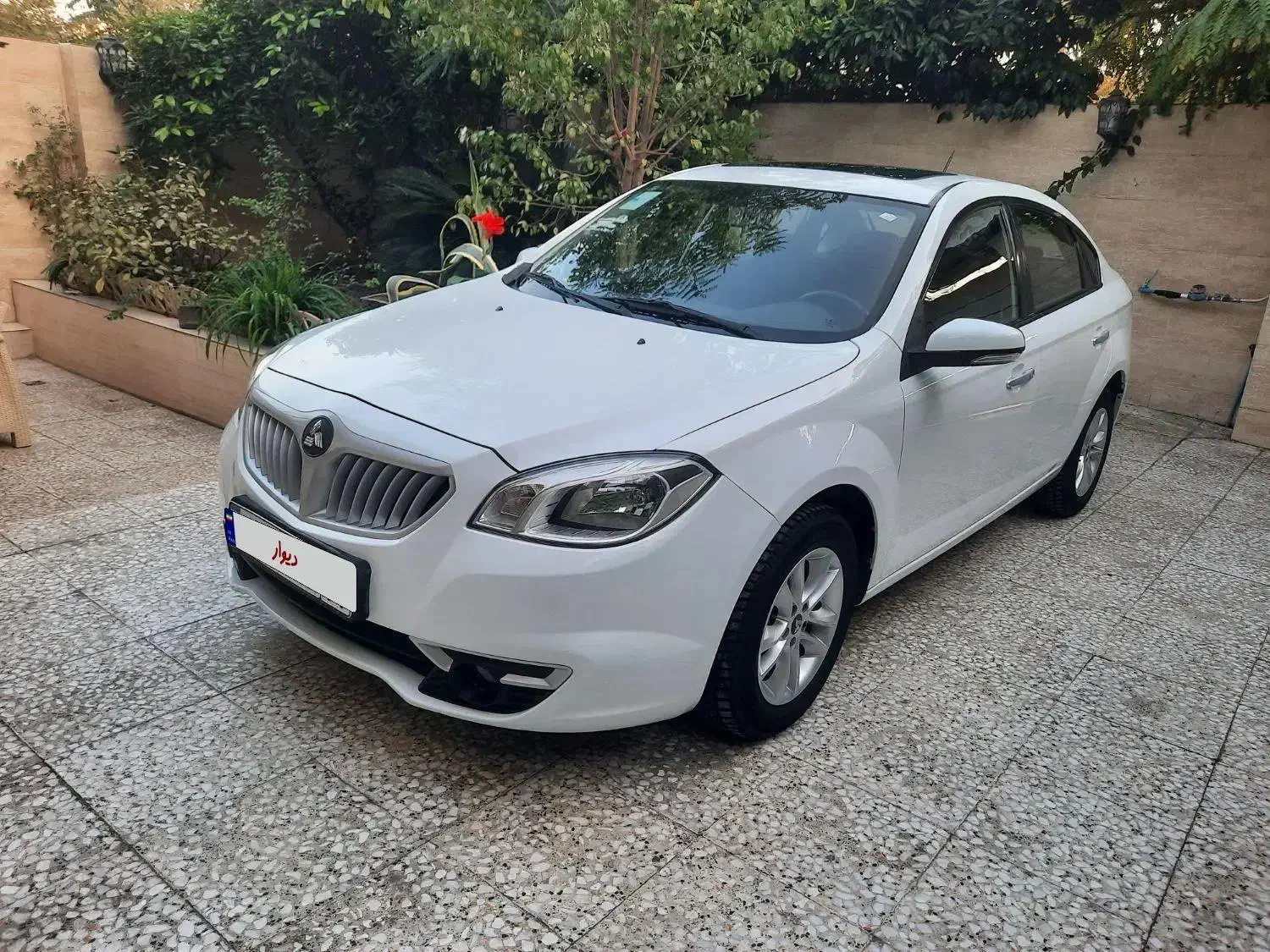 برلیانس اتومات ۹۶ کم کار|خودرو سواری و وانت|قائم‌شهر, |دیوار