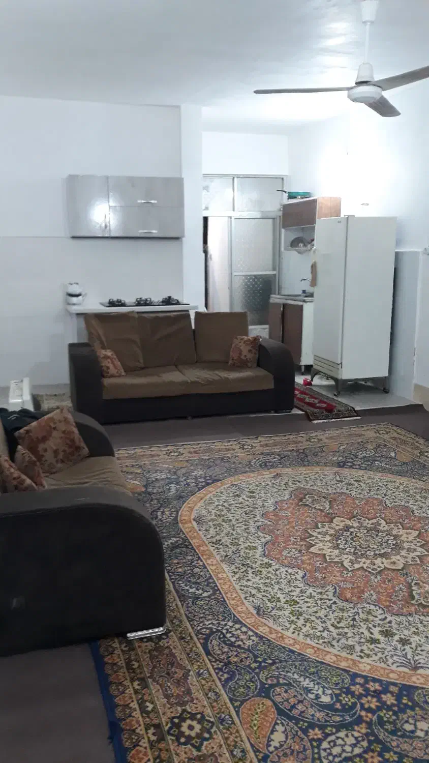 سوییت ۸۵ متری شهرداری و بازار رشت براصلی بالاشهر|اجارهٔ کوتاهمدت آپارتمان و سوئیت|رشت, گلسار|دیوار