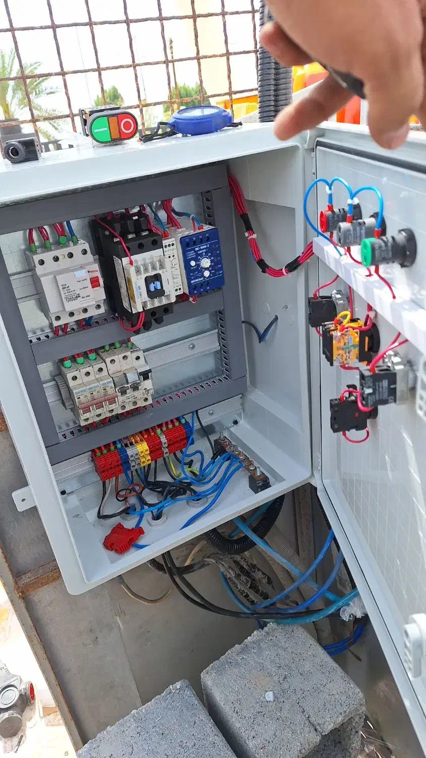 برقکار|خدمات پیشه و مهارت|بندرعباس, |دیوار