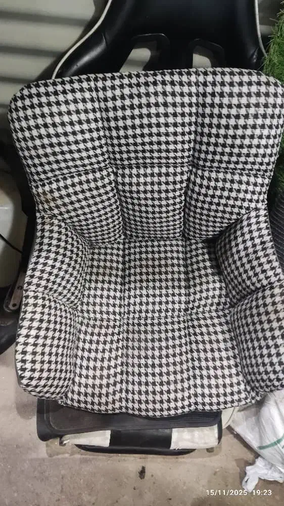 صندلی برای تو پارک برای نشستن|تخت و صندلی بچه|بندر کنگان, |دیوار