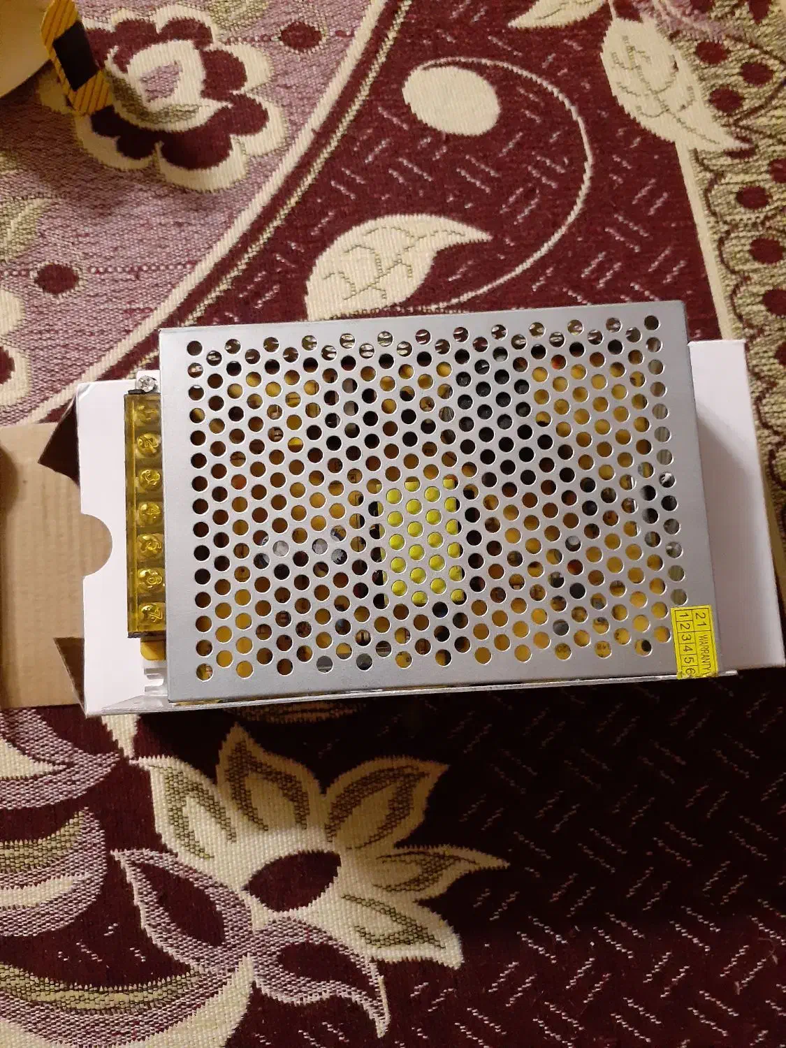 اداپتور دوربین مدار بسته|دوربین مداربسته|اندیشه, اندیشه فاز ۲|دیوار