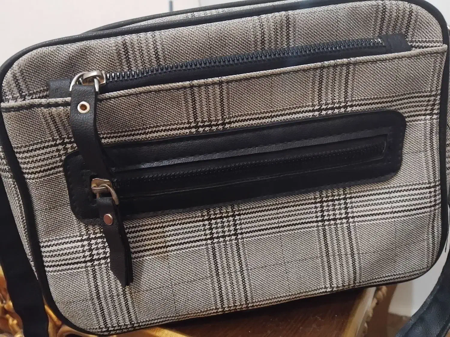 کیف|کیف، کفش، کمربند|مرند, |دیوار