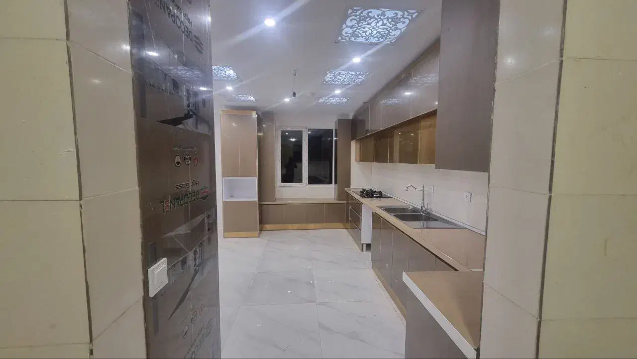 فروش واحد۱۲۵ متری نوساز جنوبی تاپ لوکیشن شهرک فجر|فروش آپارتمان|ورامین, شهرک فجر|دیوار