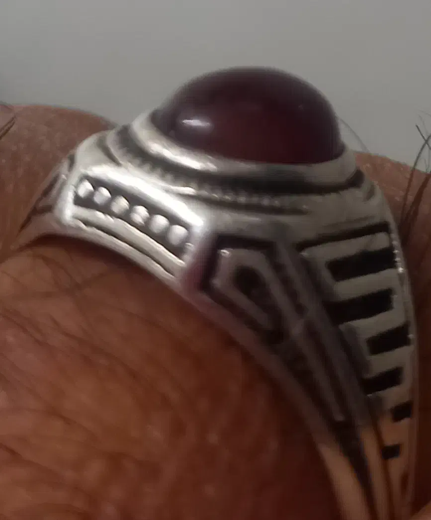 انگشترگمشده|بدلیجات|بروجرد, |دیوار