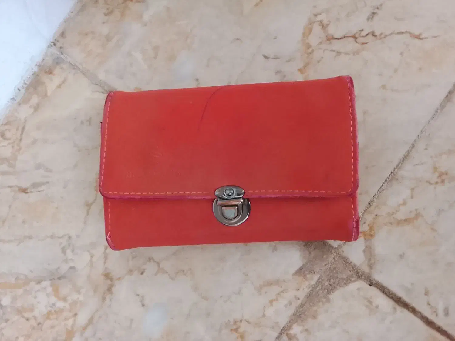 کیف|کیف، کفش، کمربند|خرم‌آباد, |دیوار