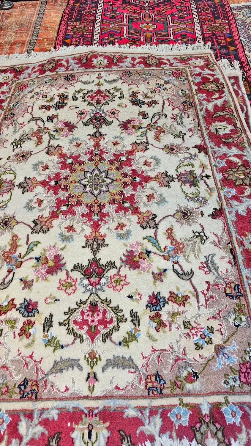 فرش کاشمر دستبافت ۱.۲۵در ۱.۸۰|فرش|تبریز, |دیوار