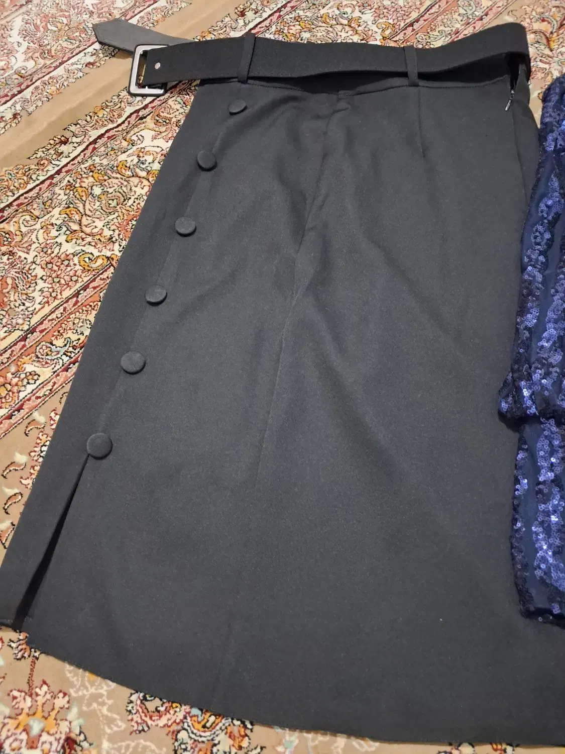 شومیز و دامن|لباس|رودسر, |دیوار