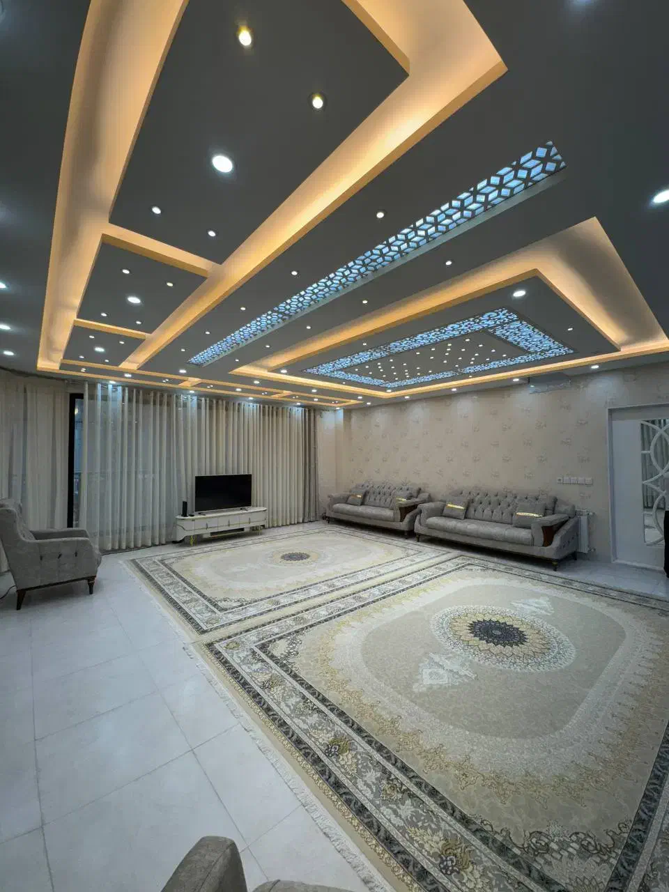 اجاره روزانه/هفتگی/ماهانه آپارتمان ۱۸۰ متری|اجارهٔ کوتاهمدت آپارتمان و سوئیت|بانه, |دیوار