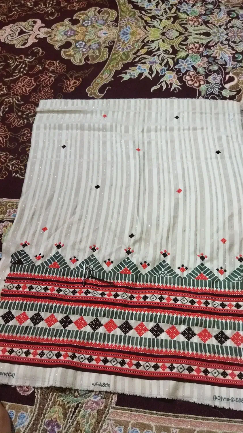 گورکش جالر پلیوار اینه موسوم پذیرفته میشود|لباس|بمپور, |دیوار