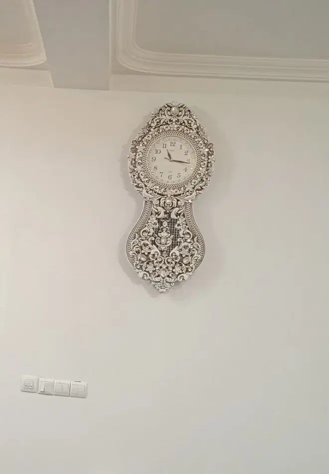 تعدادی وسایل نو منزل به فروش می‌رسد|میز تلویزیون|ایوان, |دیوار