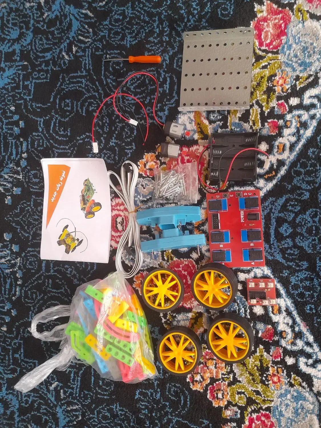 ماشین کنترلی رباتی آموزشی|اسباببازی|تربتحیدریه, شهرک ولیعصر|دیوار