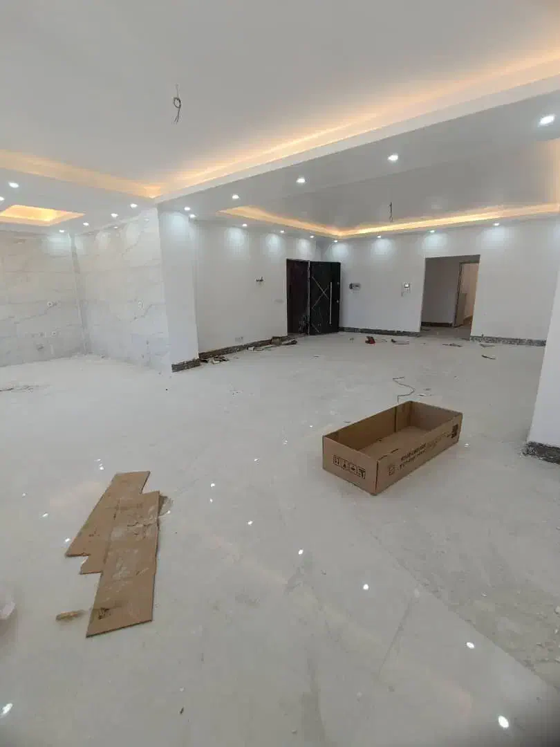 تک واحد۱۷۷متری/کلا ۳واحد/شخصی ساز/زیر قیمت/فوری|فروش آپارتمان|دورود, |دیوار