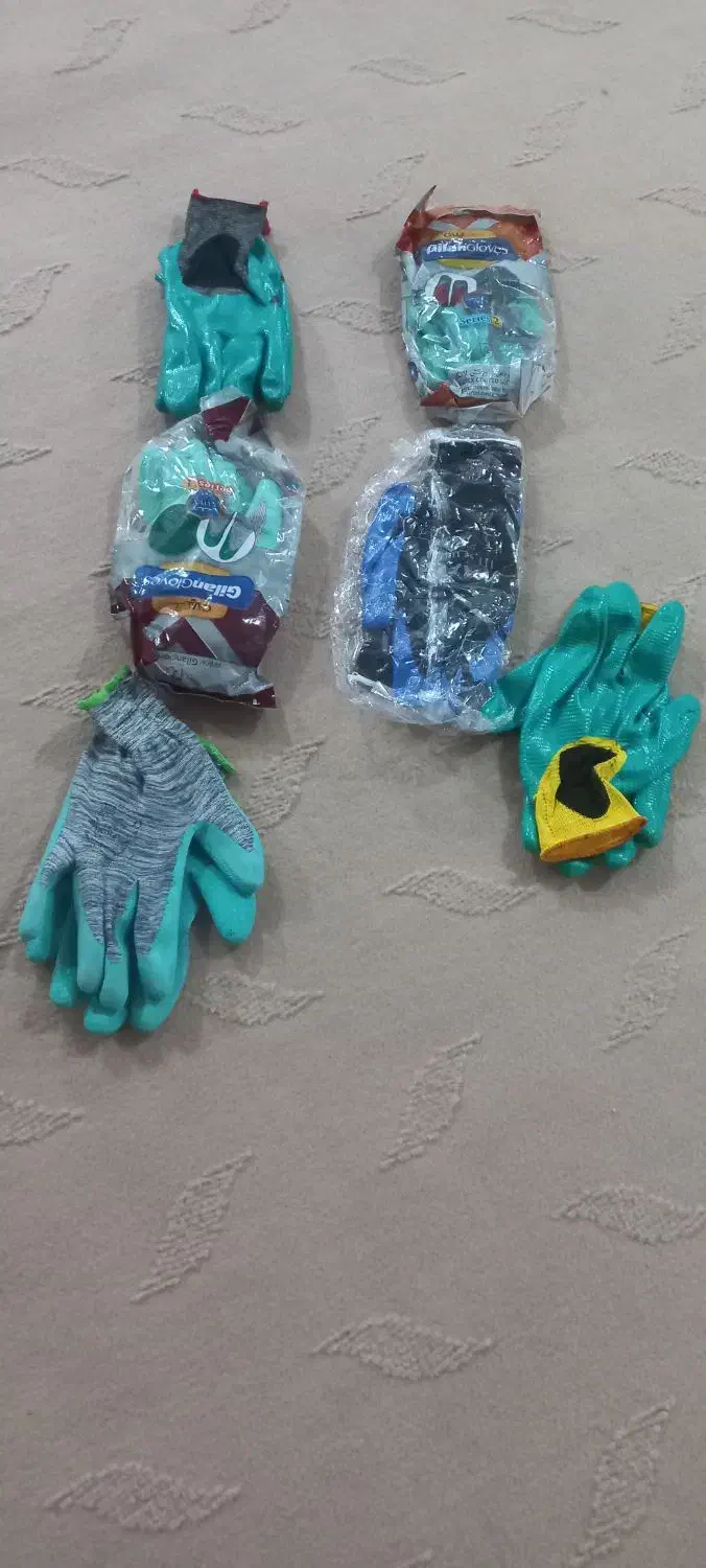 پیراهن و شلوار کار  و دستکش کار|لباس|ایذه, |دیوار