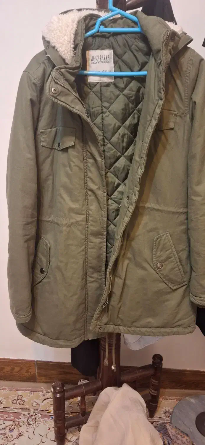 کاپشن زنانه درحد نو|لباس|نجفآباد, قلعه سفید|دیوار