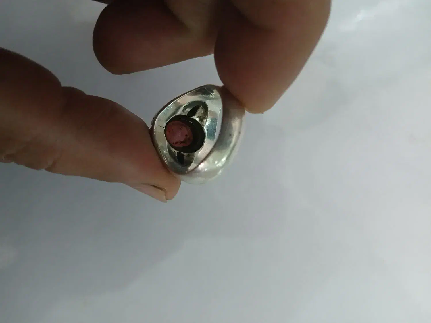 انگشتر یاقوت|بدلیجات|قم, قلعه کامکار|دیوار