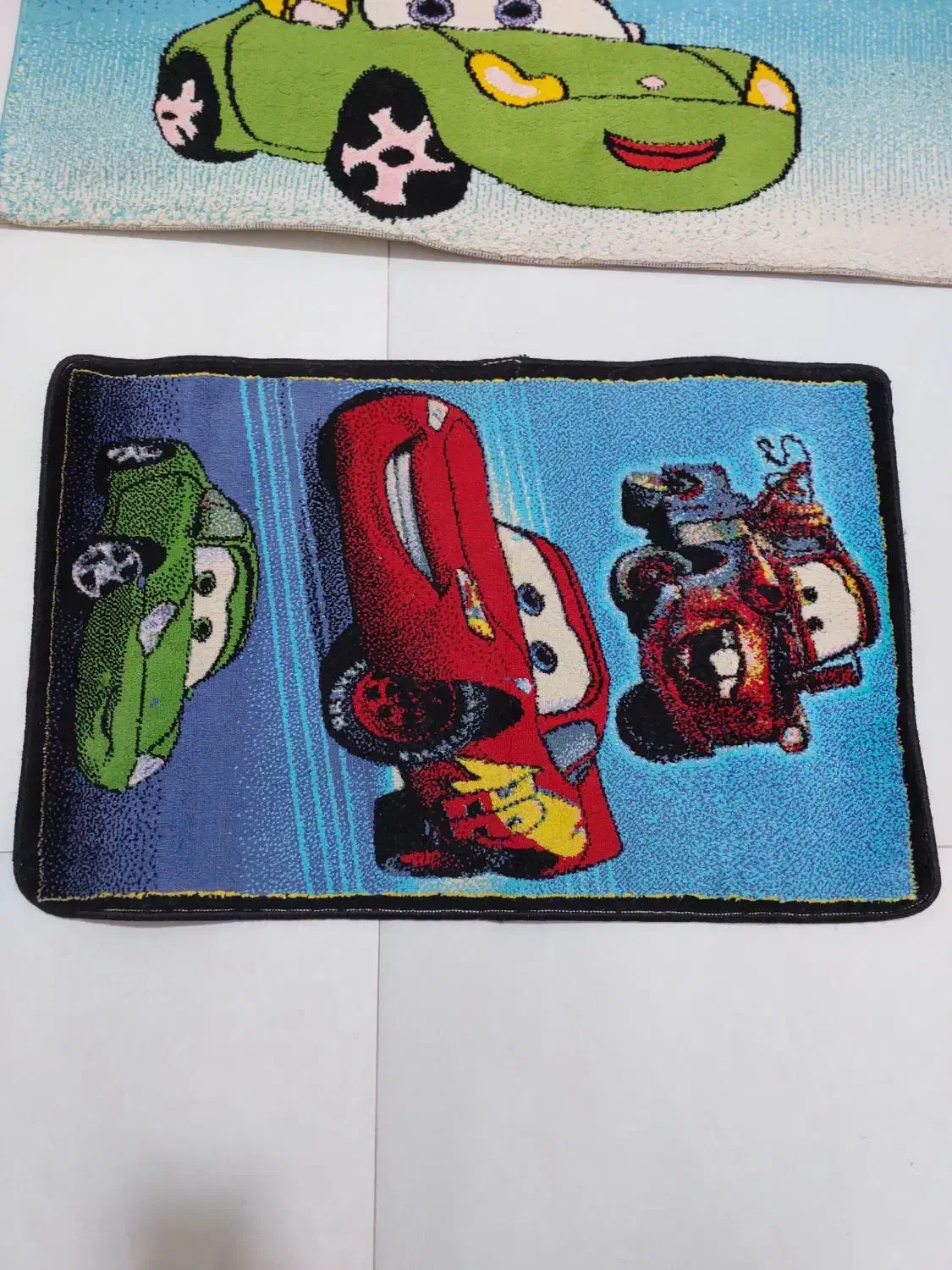 فرش کودک ماشین ب همراه پادری|فرش|رشت, حمیدیان|دیوار